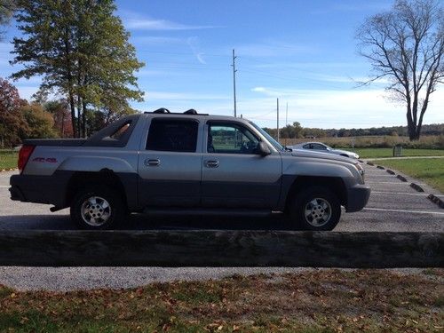 2002 Chevrolet Avalanche 1500 Z71 Crew Cab Pickup 4-Door 5.3L, image 12
