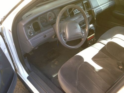1998 - crown victoria  sedan rides very comfortably. security vehicle p71, US $2,999.00, image 18