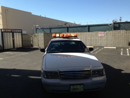1998 - crown victoria  sedan rides very comfortably. security vehicle p71, US $2,999.00, image 24