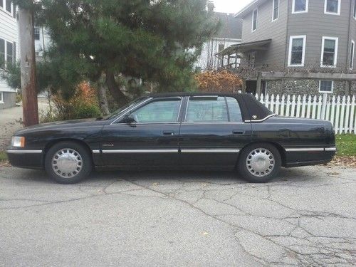 1998 cadillac deville base sedan 4-door 4.6l cloth top