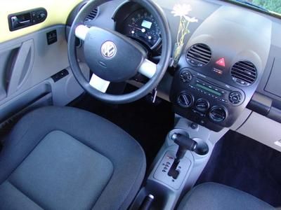 2005 Volkswagen Beetle GLS 1-Owner Vehicle in great condition inside and out Au, image 25
