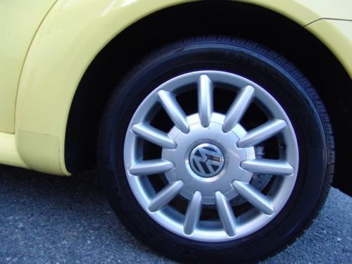 2005 Volkswagen Beetle GLS 1-Owner Vehicle in great condition inside and out Au, image 33