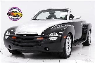 2006 chevrolet ssr 6.0l v8 chrome wheels chrome pkg carpeted bed w/wood slats