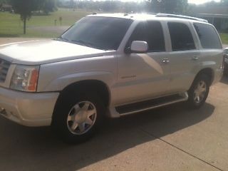 2005 cadillac escalade all wheel drive like tahoe yukon denali suburban