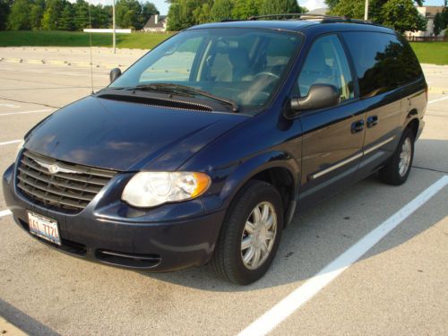 2006 chrysler town &amp; country touring. blue body-gray int.  stow-n-go loaded