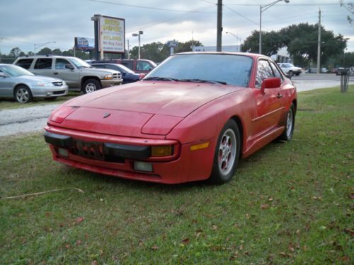 1985 porsche 944 non turbo automatic low miles 87k runs good 99.00 no reserve