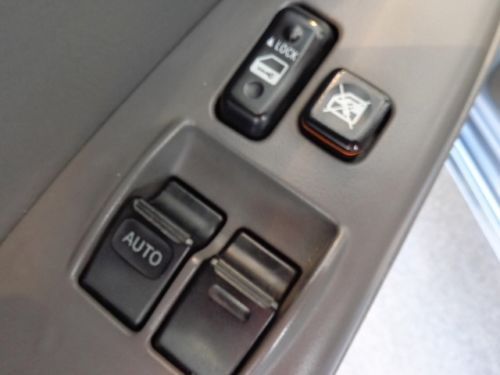 SLE V6 Coupe 3.3L JBL Stereo System MP3 Player Auxiliary Audio Input AM/FM Radio, image 36