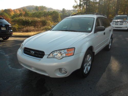 2007 subaru outback power awd white alloy wheels we finance !! nice