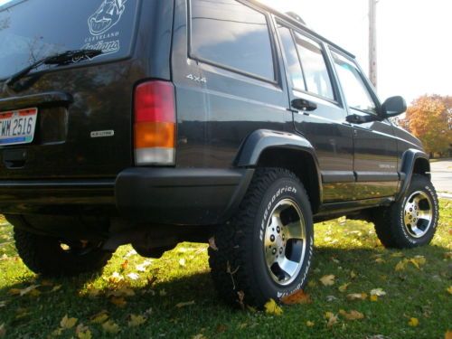 2001 xj jeep cherokee sport no reserve 4x4 4-wheel drive adult owned 4.0l 4-door