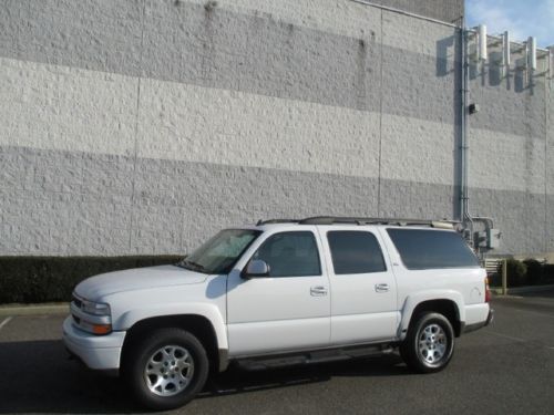 06 suburban 4x4 leather moonroof 8 passanger third row seat