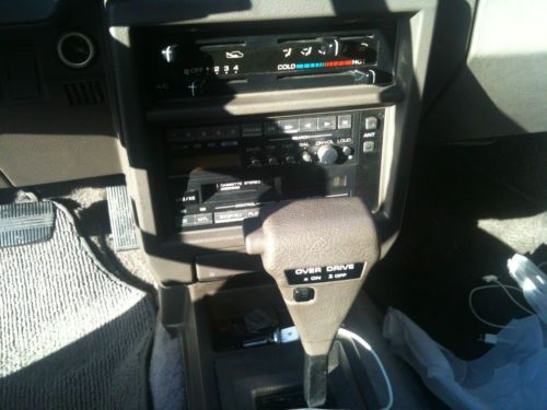 1987 NISSAN STANZA ONLY 73K MILES FL CAR  VINTAGE 4 DOOR SEDAN A/T  MUST SEE, image 8