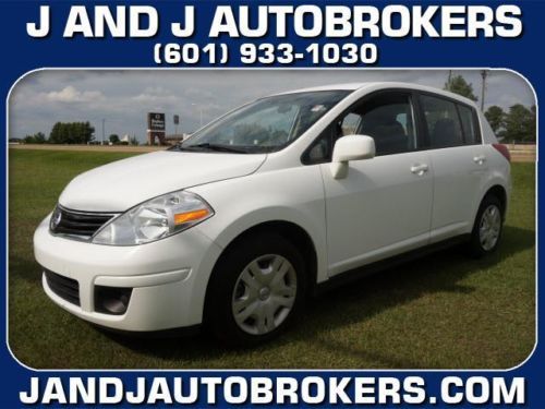 2011 nissan versa