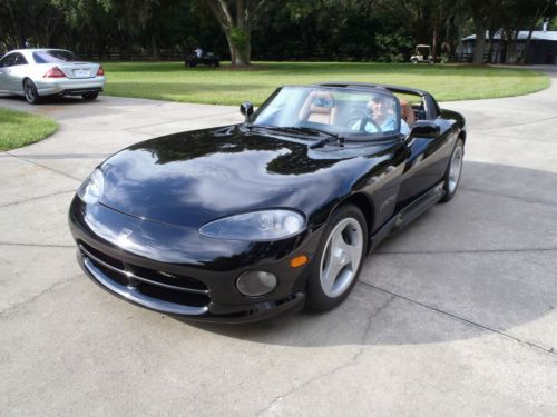 1995 Dodge Viper RT10 with only 8900 miles., image 6