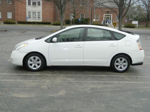 2004 toyota prius hybrid gas/electric one owner (government fleet)