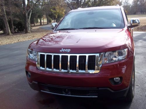 2013 Jeep Grand Cherokee Limited Sport Utility 4-Door 3.6L, image 2