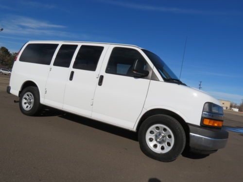 2010 chevrolet express 1500 all wheel drive 8 passenger van 1 owner beauty 5.3v8