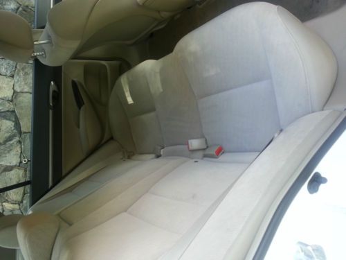 4-Dr White Sedan - Auto Transmission, Tinted Glass, Sunroof, Spoiler, New Tires, US $11,300.00, image 5