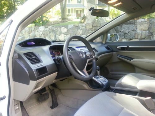 4-Dr White Sedan - Auto Transmission, Tinted Glass, Sunroof, Spoiler, New Tires, US $11,300.00, image 7