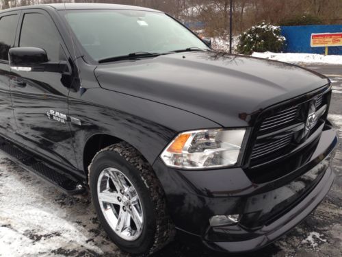 2010 Dodge Ram 1500 SLT Quad Cab 4x4 Black Mafia Style, image 5