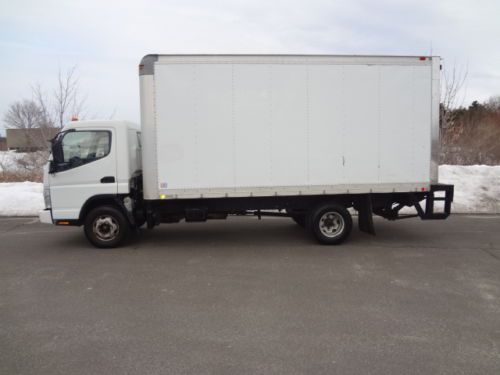 &#039;05 mitsubishi fuso box truck! power lift! nice! diesel no reserve!