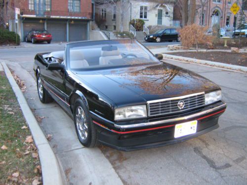 1993 Cadillac Allante Base Convertible 2-Door 4.6L Black/Tan interior 108420 mil, image 8