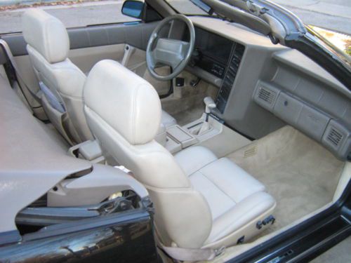 1993 Cadillac Allante Base Convertible 2-Door 4.6L Black/Tan interior 108420 mil, image 10
