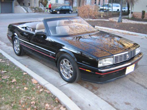 1993 Cadillac Allante Base Convertible 2-Door 4.6L Black/Tan interior 108420 mil, image 12