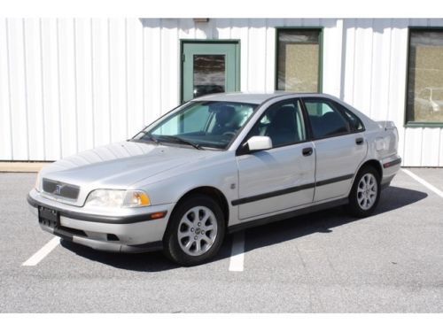 2000 volvo s40 automatic 4-door sedan non smoker no reserve cd a/c leather