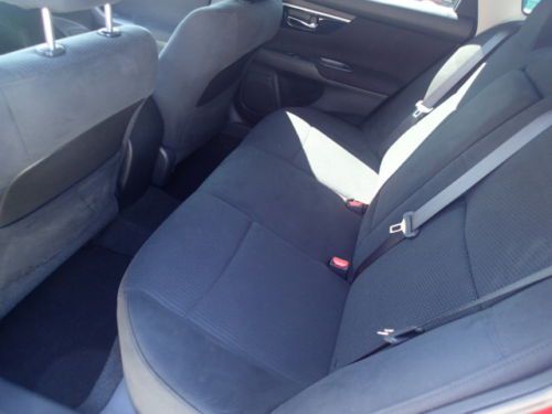 2014 Nissan Altima S, clear title, runs and drives, damaged, sedan,non salvage, image 6