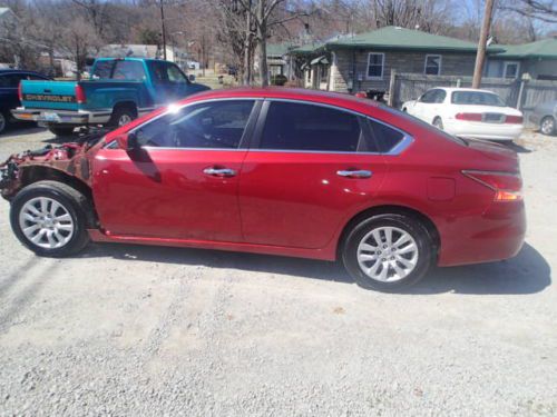 2014 Nissan Altima S, clear title, runs and drives, damaged, sedan,non salvage, image 19