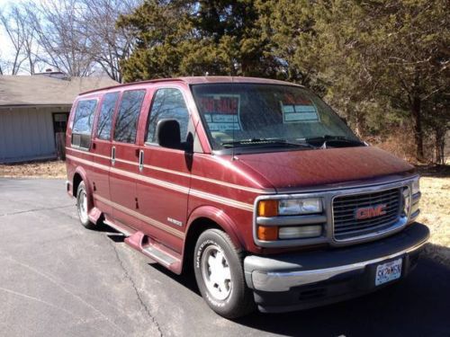 2002 gmc savana 1500 slt standard passenger van 3-door 5.0l - handicap