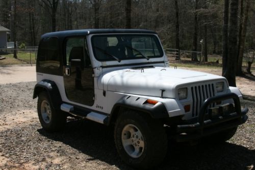 1990 jeep wrangler base sport utility 2-door 4.2l