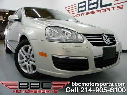 2010 volkswagen jetta sedan tdi with warranty