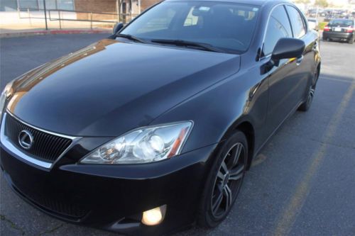 2007 lexus is 250 awd , black , navi, cam , bluetooth , rims , xenon