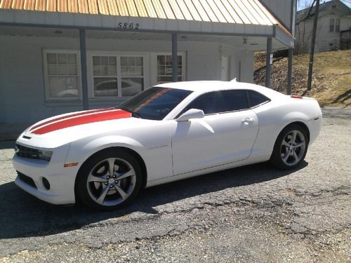 2013 chevrolet camaro ss white, 6spd, 1ss, rs package, no reserve