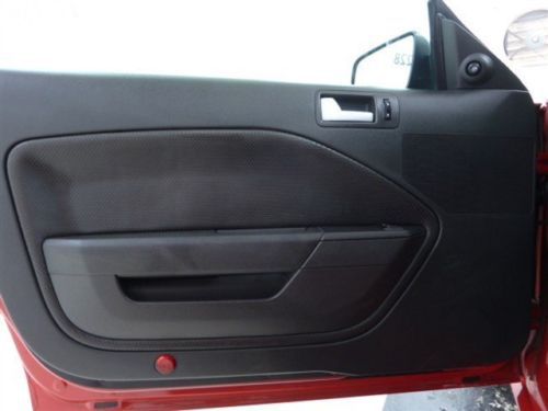 Coupe 4.6L CD Rear Wheel Drive Power Steering Rear Spoiler Used Cars Kansas City, image 5