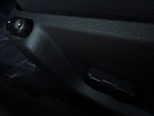 Coupe 4.6L CD Rear Wheel Drive Power Steering Rear Spoiler Used Cars Kansas City, image 9