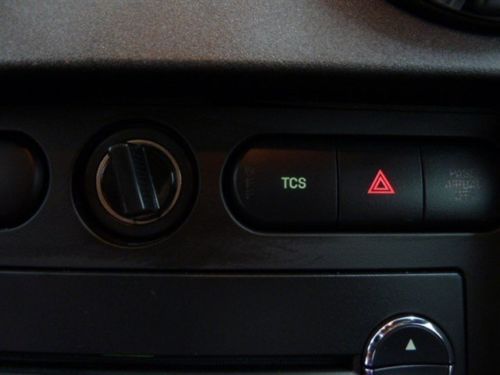 Coupe 4.6L CD Rear Wheel Drive Power Steering Rear Spoiler Used Cars Kansas City, image 17