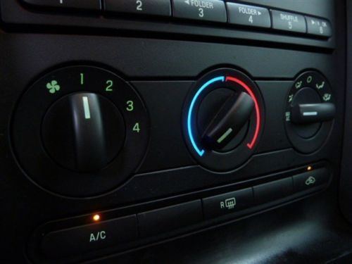 Coupe 4.6L CD Rear Wheel Drive Power Steering Rear Spoiler Used Cars Kansas City, image 20