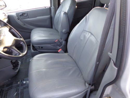 Touring 3.8L DVD Entertainment System Cassette Player Single CD Player Stow N Go, image 11
