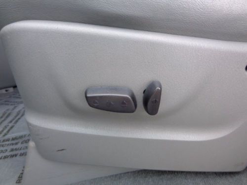 Touring 3.8L DVD Entertainment System Cassette Player Single CD Player Stow N Go, image 12