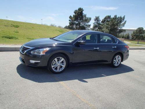 2013 nissan altima sedan sv excellent like new  2012 2010 2009 2011