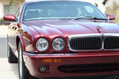 2000 jaguar xj8 base sedan 4-door 4.0l