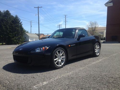 2004 honda s2000 base convertible 2-door 2.2l