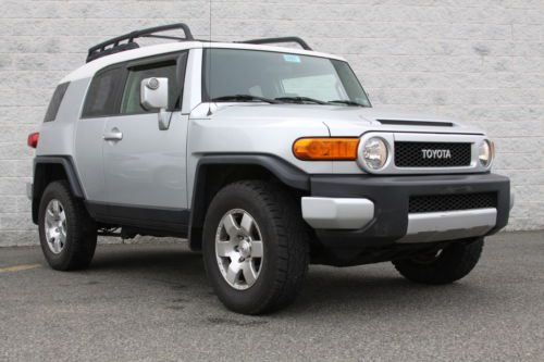 08 toyota fj cruiser 4x4 one owner power windows and locks