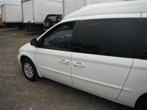 02 CHRYSLER TOWN COUNTRY HANDICAP VAN WHEEL CHAIR RAMP 89000 MILES RUNS PERFECT, US $10,990.00, image 7