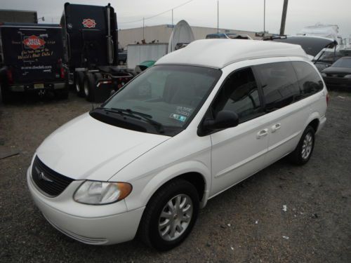 02 CHRYSLER TOWN COUNTRY HANDICAP VAN WHEEL CHAIR RAMP 89000 MILES RUNS PERFECT, US $10,990.00, image 8