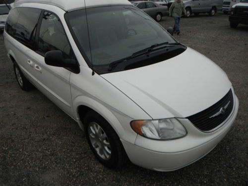 02 CHRYSLER TOWN COUNTRY HANDICAP VAN WHEEL CHAIR RAMP 89000 MILES RUNS PERFECT, US $10,990.00, image 10