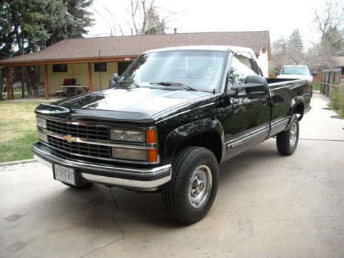 Chevrolet silverado 4x4 3500 1 ton 454 black original owner imaculate