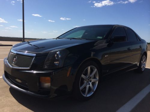 No reserve * perfect carfax * navigation * 6.0 v8 * 6-speed * rear entertainment